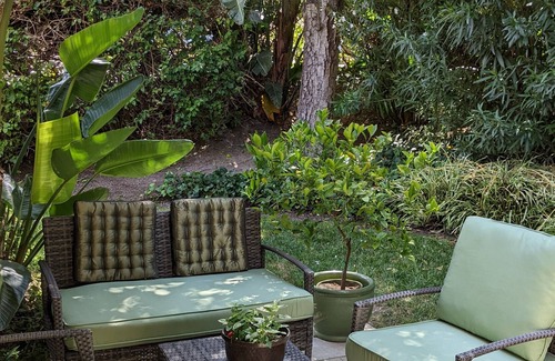 Olde Carlsbad House | 🌴2 Miles To Beach & Village 4 Miles To Legoland ⛱ Sleeps 7