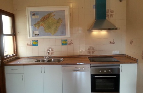 Puerto de Pollensa Villa | 2 mins from the sea : Villa with pool, ideal for large families/groups on hols