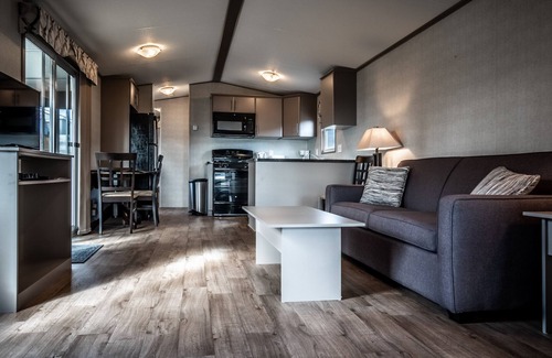 Drummond-North Elmsley Condo | 2 or 3 Bedroom Flats Available!