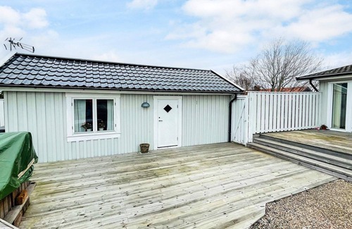 Hono House | 2 person holiday home in Hönö