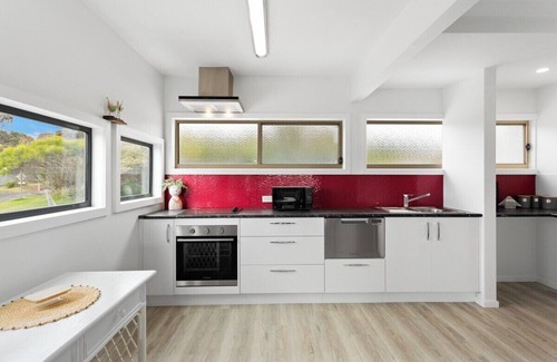 Surf Beach Apartment | 2-Person Surf Beach Studio App