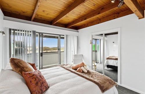 Surf Beach Apartment | 2-Person Surf Beach Studio App