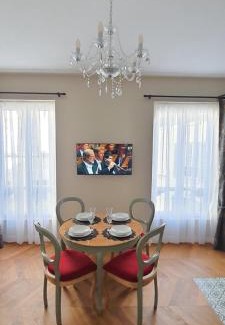 Notre-Dame Apartment | 2 pièces calme à 300m du château
