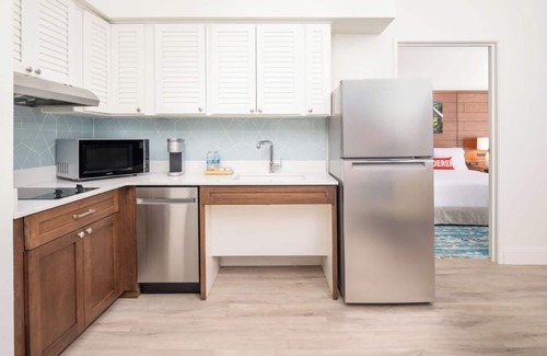 Park Shore Hotel | 2 Pool View, Pet Friendly Suite with Full Kitchen!