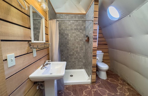 Sutton Apartment | 2 queen Bed and Full Bath Glamping Dome on the River!