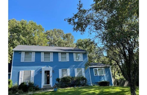 Colesville House | 2 QUEEN BEDS 2 GUESS