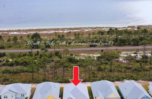 Port St. Joe House | 2 Resort style Pools ! Walk2Beach ! 4 Bedrooms ! Board Walk ! Grill !