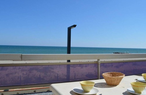 Saint-Nazaire Apartment | 2-room apartment with parking in Saint-Cyprien