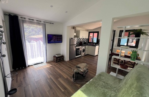 La Trinite Apartment | 2-room apartment - jacuzzi & terrace