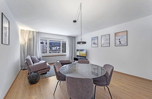 St. Moritz Apartment | 2-room apartment on the mezzanine floor for 4 persons.