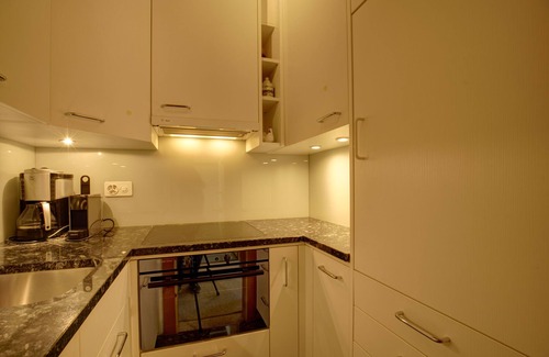 Silvaplana Apartment | 2-room flat with lake view on the 3rd floor