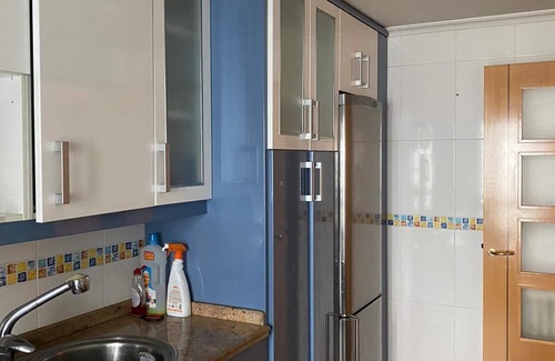 Rollo House | 2 Rooms in shared Flat , Central Heatering WIFI , big rooms , with doble bed