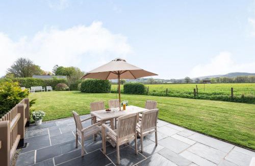 Abercraf House | 2 Siluria Cottage