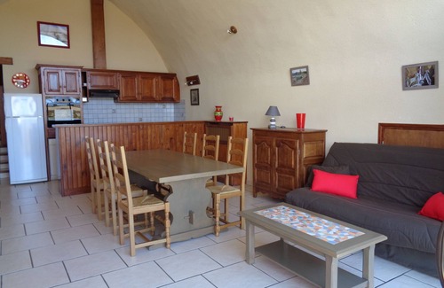 Saint-Andre-de-Vezines Cottage | 2-star Gîte Le PAILLER in Marlavagne