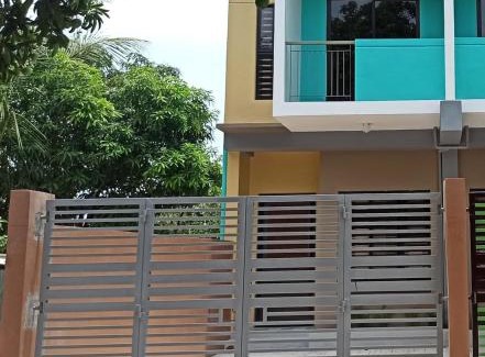 Balanga House | 2-Storey Rental Unit w/Garage in Balanga Bataan