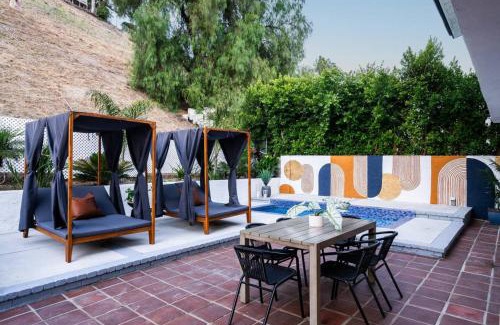 Woodland Hills House | 2-Story Sanctuary - Spacious Hot Tub - Billiards