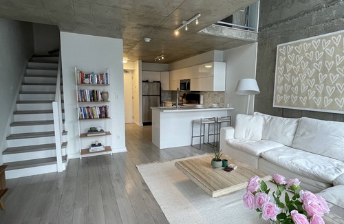 King West Village Condo | 2-Story Wellness Loft — “Home Away From Home”