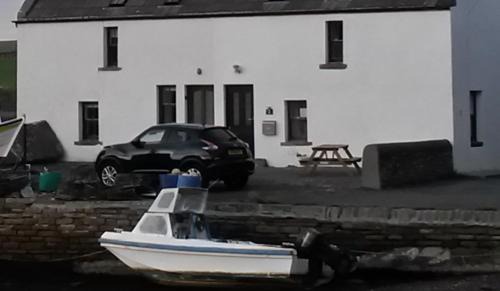 St. Margaret's Hope Apartment | 2 The Noust Self Catering