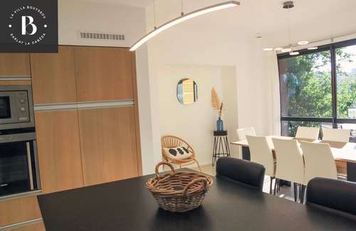 Sarlat-la-Caneda Villa | 2 Villas - heated pools - 17/20 pers. - 500m from town center