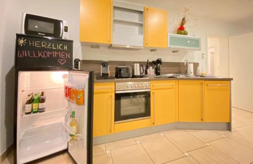 Gaertringen Apartment | 2 Zimmer Apartment, 70 qm, max 4 Pers, private Terasse, 2 Parkplätze, Internet 250 MBit