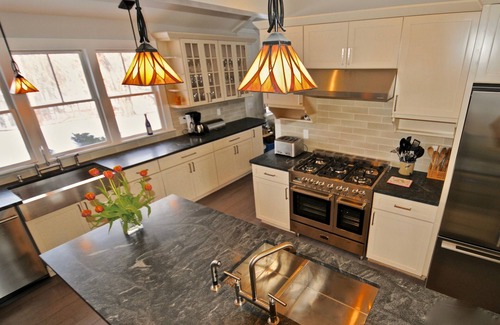 Glen Cove House | 20 Acre Meticulously Renovated and Luxurious Waterfront Estate - One of A Kind!