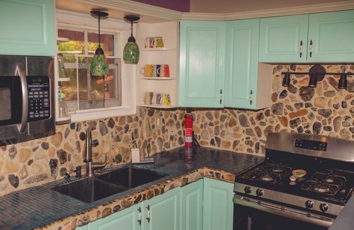 Cotton Valley House | 20% DISCOUNT! 4 bdrm 2 bath house with pool and stunning views on East End STX