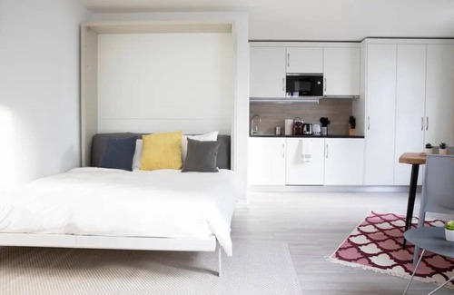 Lausanne Center Apartment | 20 m² Apartment ∙ 2 guests