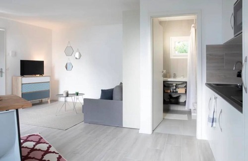Lausanne Center Apartment | 20 m² Apartment ∙ 2 guests