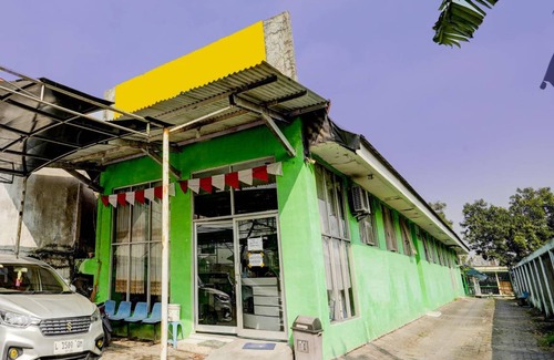Gresik Hotel | 20 m² Hotel ∙ 2 guests