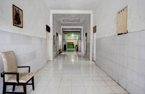 Gresik Hotel | 20 m² Hotel ∙ 2 guests