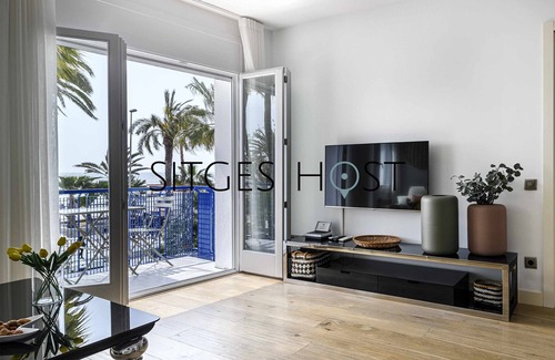 Sitges Town Center Apartment | 20 meters from the beach