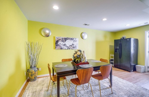 Lorton Apartment | 20 Mi to Downtown DC: Pet-Friendly Lorton Apt!