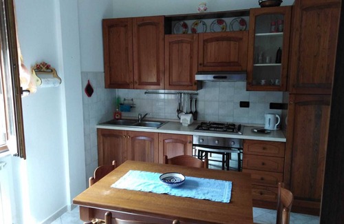Ricco del Golfo House | 20 minutes from Cinque Terre house in the green with garden and private parking space