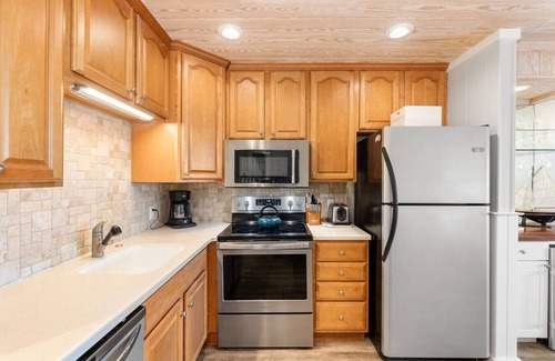 Morehead City Condo | 20% Off~ Oceanfront Condo~ Pools