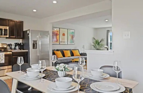Elkton House | 20% OFF Weekly Stay, Newly Built for extended stay