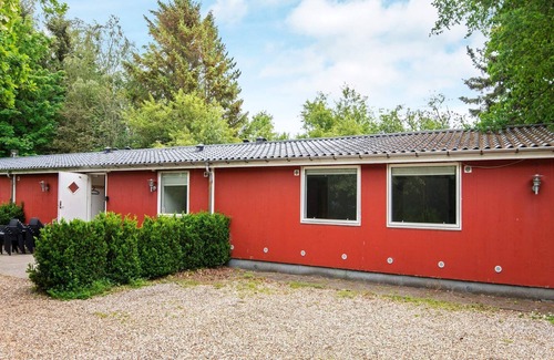 Skovgaarde House | 20 person holiday home in Herning-By Traum