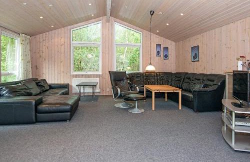 Skovgaarde House | 20 person holiday home in Herning-By Traum