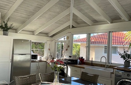 Bavaro House | 20 Steps to the Beach,Ocean Views from Every Room, Walk to Bars & Eats, HGTV Gem