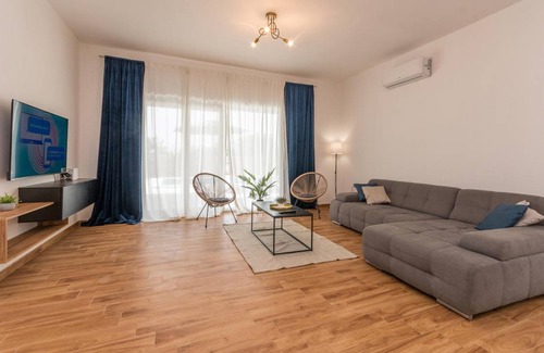 Velim House | 200 m² House ∙ 4 bedrooms ∙ 10 guests