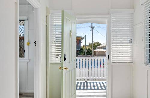 East Toowoomba House | 200 m² House ∙ 3 bedrooms ∙ 6 guests