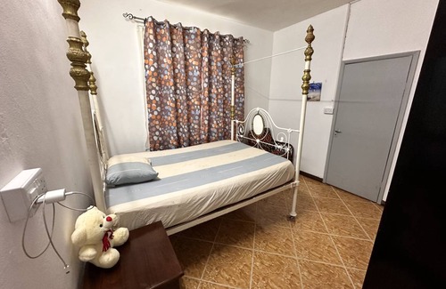 Vacoas-Phoenix House | 200 m² House ∙ 2 bedrooms ∙ 5 guests