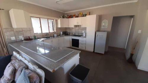 Windhoek Cabin | 200 m² Lodge ∙ 3 bedrooms ∙ 6 guests