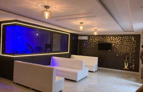 Gorakhpur House | 200 m² Motel ∙ 4 guests