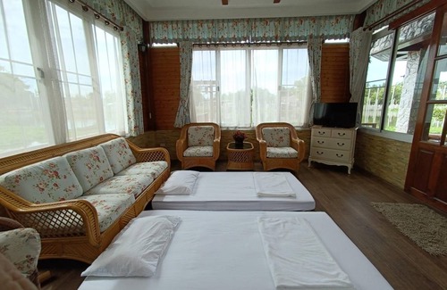 Sam Phran Villa | 200 m² Villa ∙ 5 bedrooms ∙ 10 guests