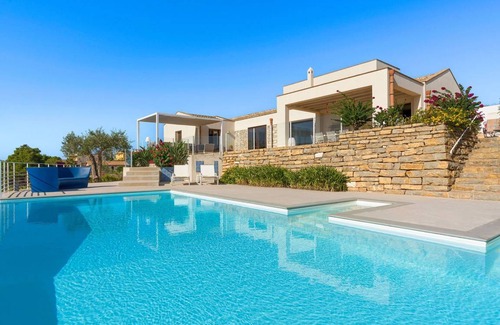 Buseto Palizzolo Villa | 200 m² Villa ∙ 4 bedrooms ∙ 8 guests