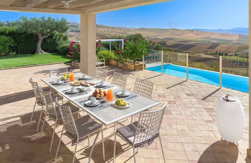 Buseto Palizzolo Villa | 200 m² Villa ∙ 4 bedrooms ∙ 8 guests