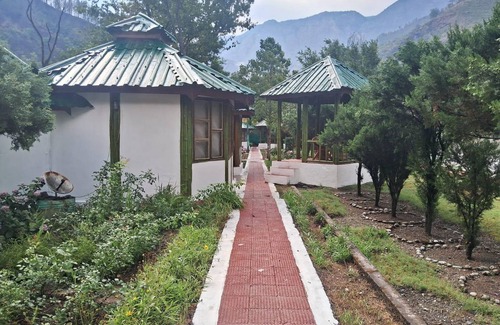 Chamoli Apartment | 2000 m² Apartment ∙ 4 bedrooms ∙ 20 guests