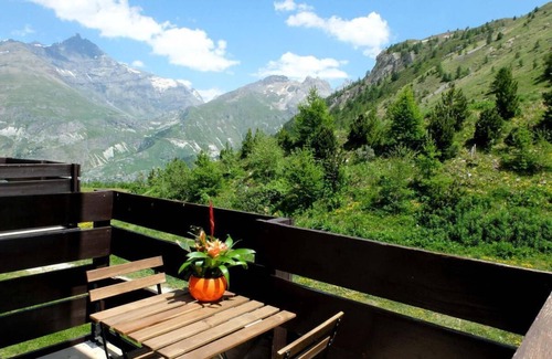 Le Lavachet Apartment | 200m from resort center, 1st floor, balcony, tv, ski locker, 58m², Tignes