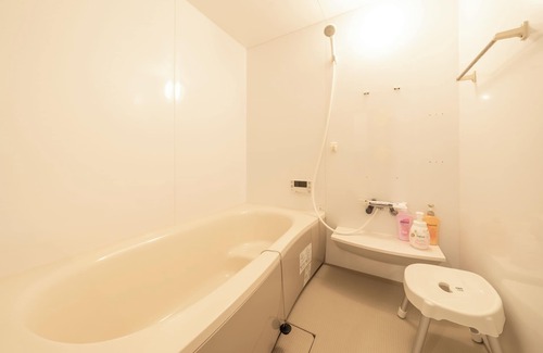 Kaizuka Resort | 200sqm/old folk house/12ppl/6 min walk from the Sta./2Parking spaces/Bike rental