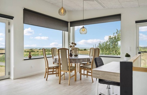 Helnæs By House | 202 m² House ∙ 6 bedrooms ∙ 13 guests